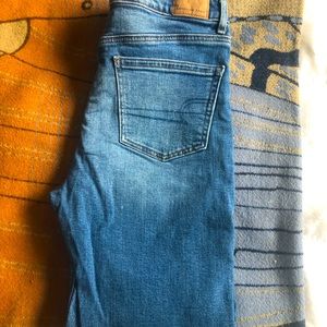 American Eagle Mom Jeans